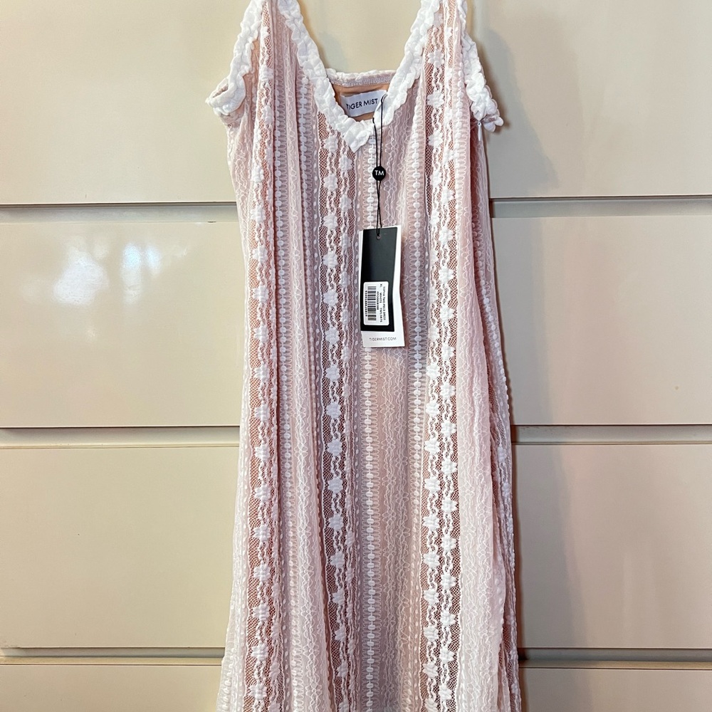 Tiger Mist Lace V-Neck Dress in Pink and White